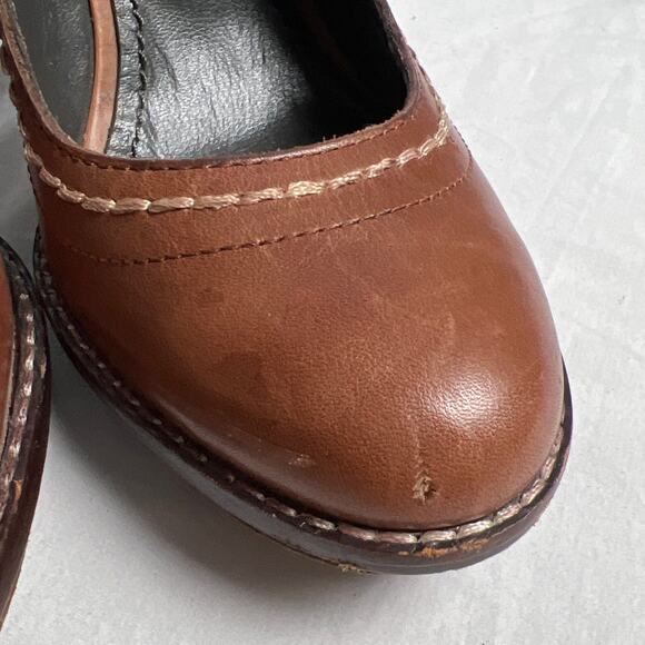 True Religion Women's Size 8.5 Handmade RUST Leather Wedge Heels50 - Picture 3 of 8